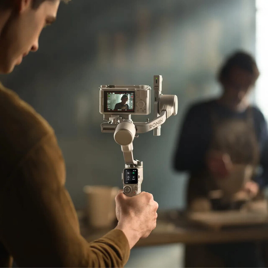 dji rs 4 mini creator bundle
